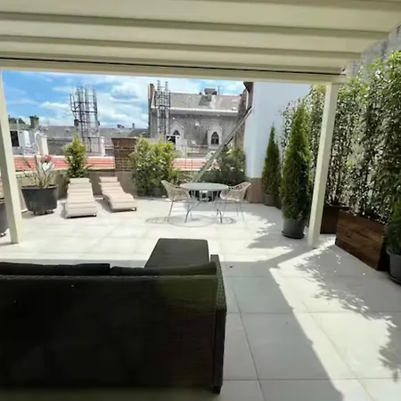 Penthouse By The Danube * Budapest