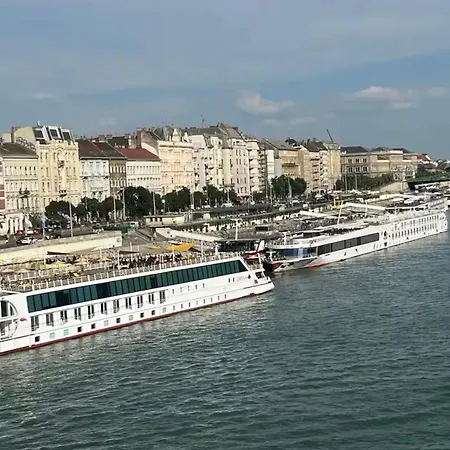 Penthouse By The Danube *